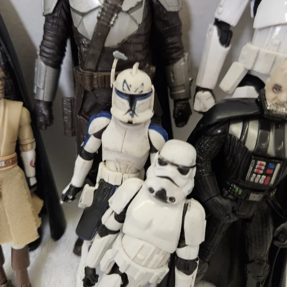 Star Wars Action Figure Set - Black, White, Tan - Picture 7 of 16